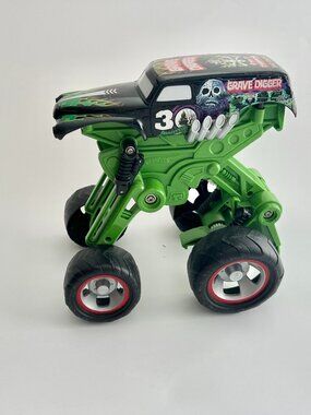 Monster Jam Grave Digger Mega Air Jumper 30th Anniversary Broken